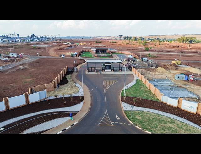 4 BEDROOM HOUSE FOR SALE IN FOUNTAINBROOK ESTATE